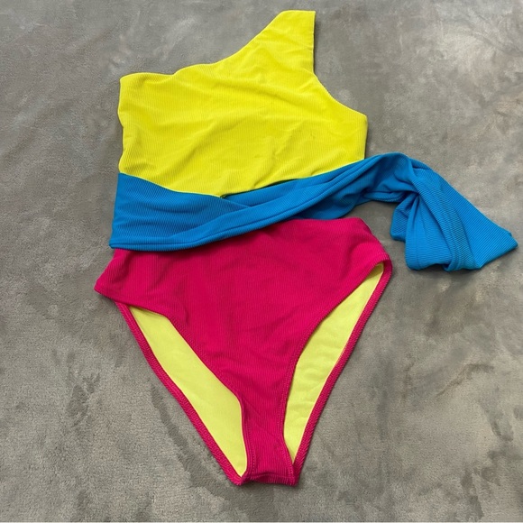 New! Beach Riot Carlie Retro Pink Colorblock One Piece Swimsuit 24476 - Picture 9 of 10